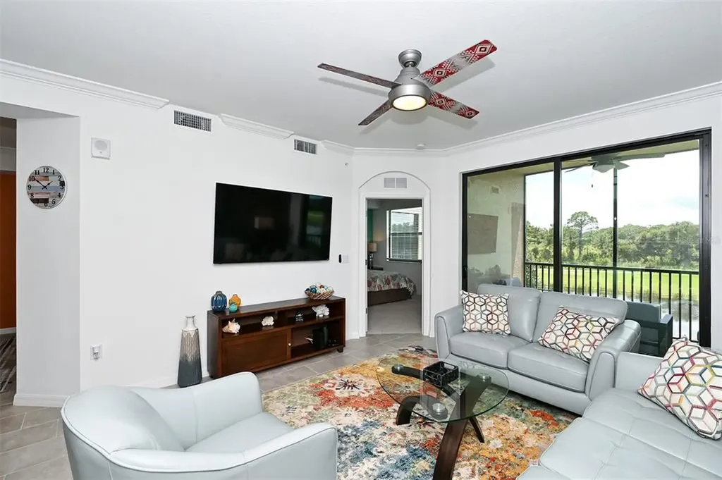 18028 Gawthrop Lakewood Ranch FL 34211