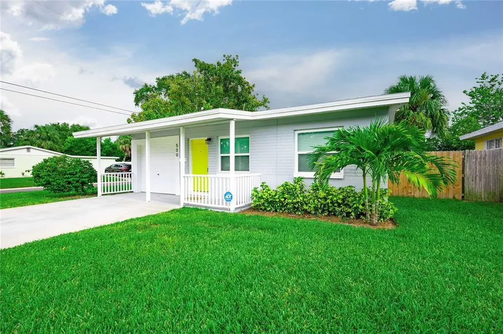 500 74th Avenue N St Petersburg FL 33702