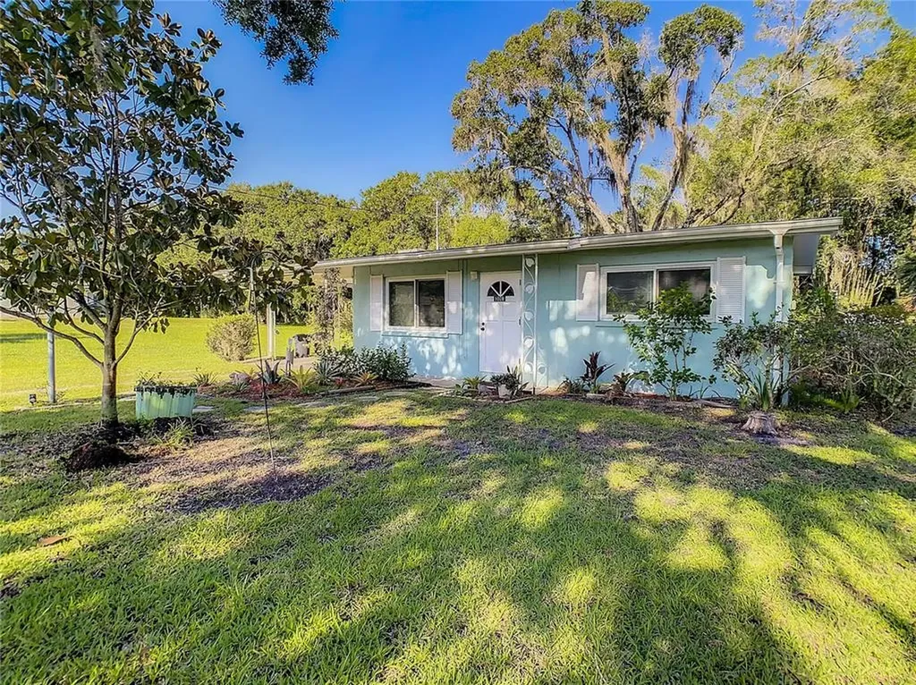 1008 Hagle Park Road Bradenton FL 34212