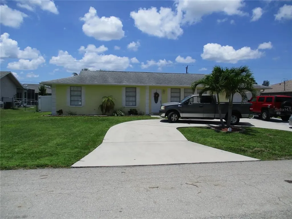 414 SE 22nd Street Cape Coral FL 33990