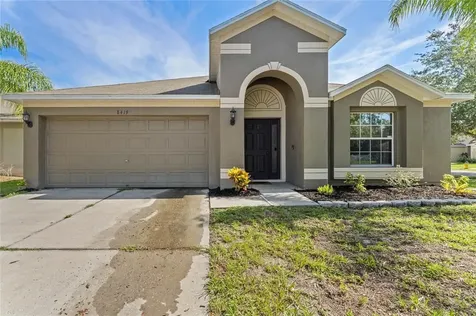 8419 Carriage Pointe Drive Gibsonton FL 33534