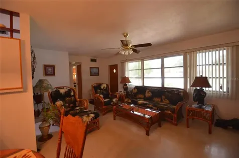 5804 21st Street W Bradenton FL 34207