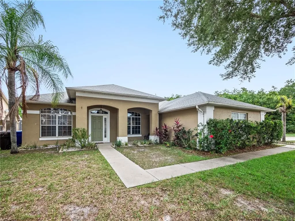 2005 Golden Oat Court Kissimmee FL 34743