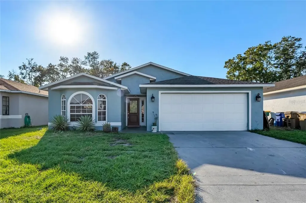 2717 Montego Bay Boulevard Kissimmee FL 34746