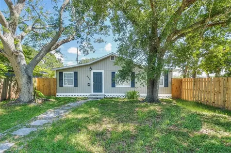 449 38th Avenue N St Petersburg FL 33704