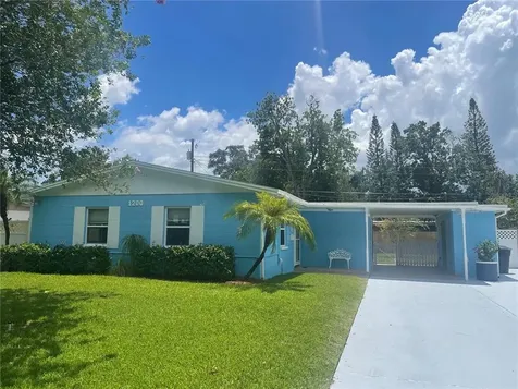 1200 81st Avenue N St Petersburg FL 33702