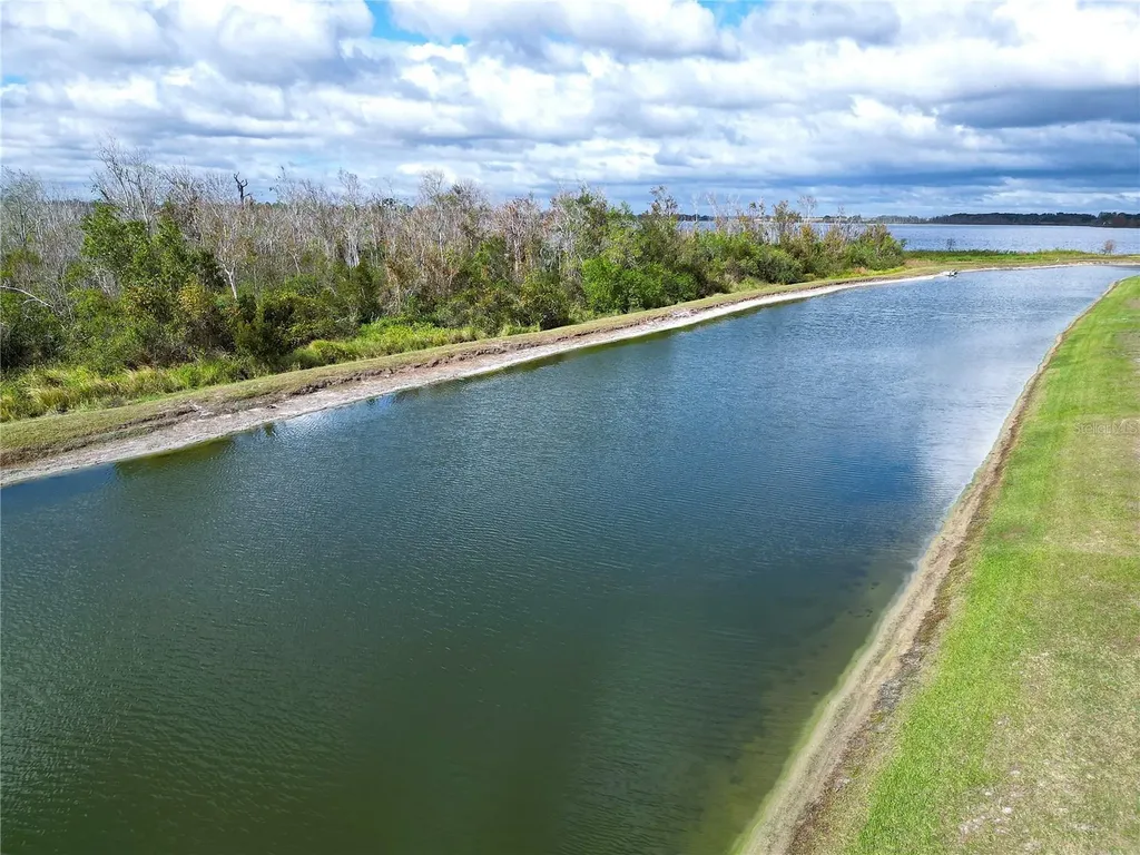 465 Adams View Lane Auburndale FL 33823
