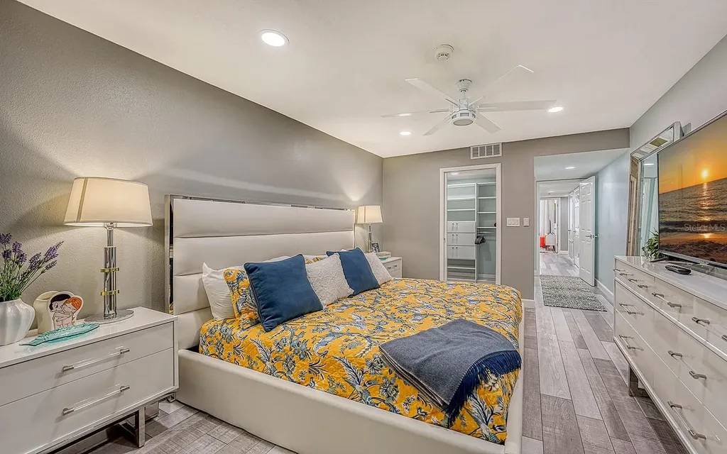 750 Bayport Way Longboat Key FL 34228