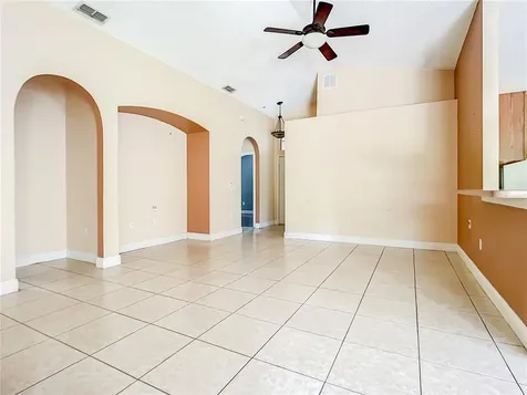 14624 Lady Victoria Boulevard Orlando FL 32826