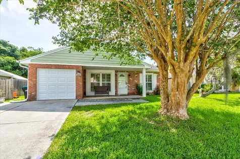 13808 Countryplace Drive Orlando FL 32826