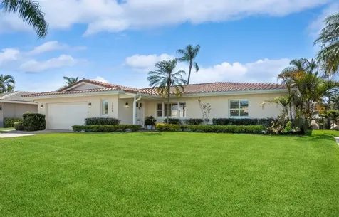 2008 Michigan Avenue NE St Petersburg FL 33703