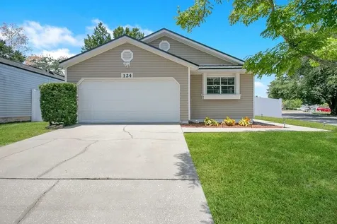 124 Meadow Boulevard Sanford FL 32771
