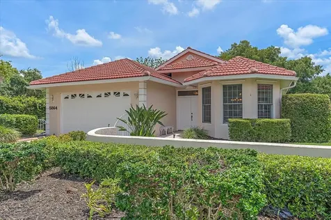 5864 Lakeside Woods Circle Sarasota FL 34243