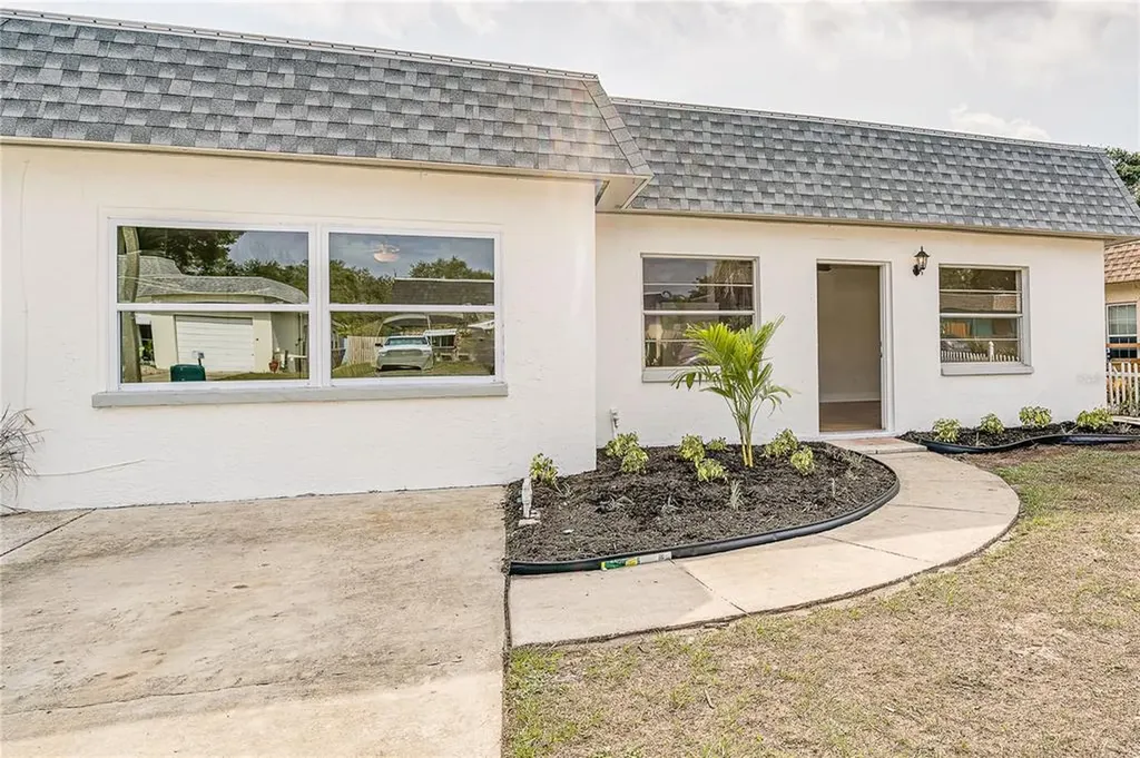 12298 Mallory Drive Largo FL 33774