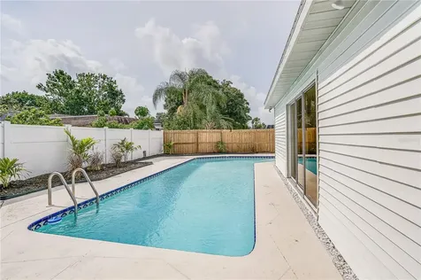 12298 Mallory Drive Largo FL 33774