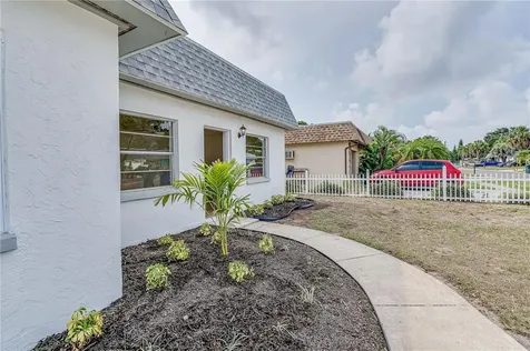 12298 Mallory Drive Largo FL 33774