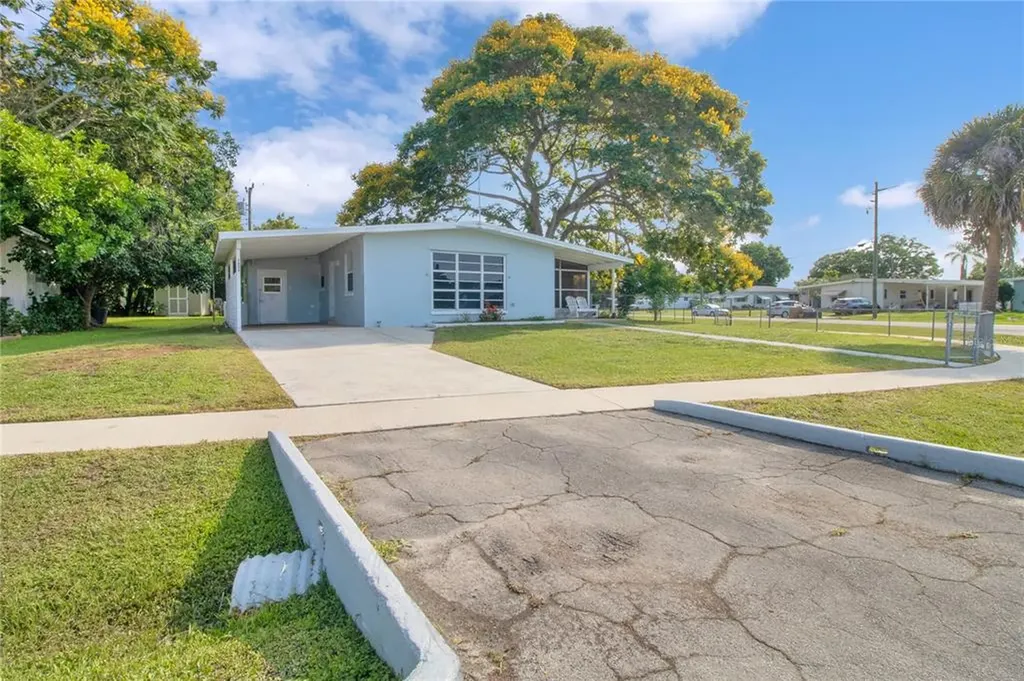 7904 Jeffery Avenue North Port FL 34287