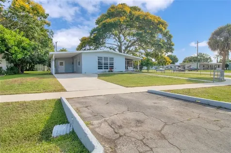 7904 Jeffery Avenue North Port FL 34287