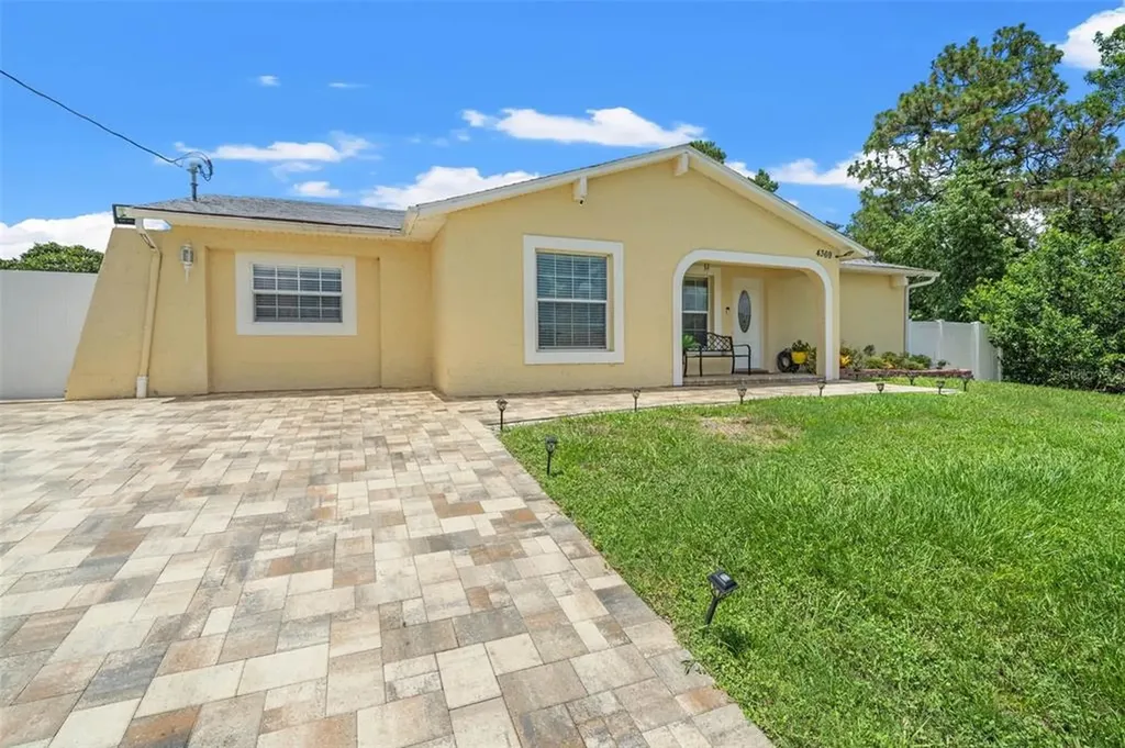 4369 Candler Avenue Spring Hill FL 34609
