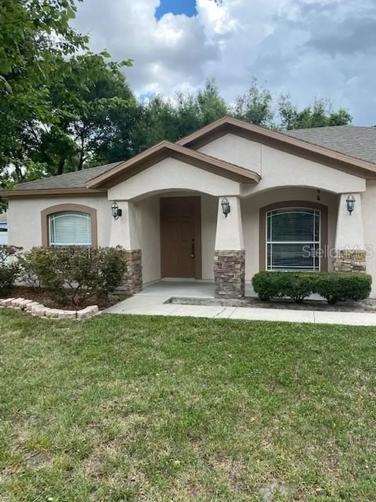 405 Deanna Circle Deland FL 32724