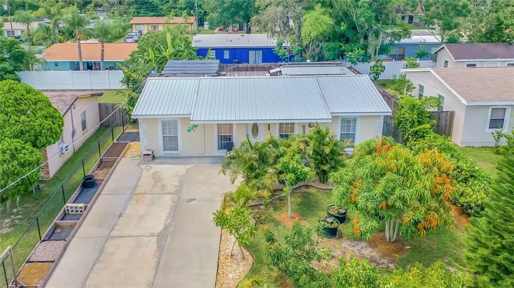 7012 Aspen Avenue Tampa FL 33637