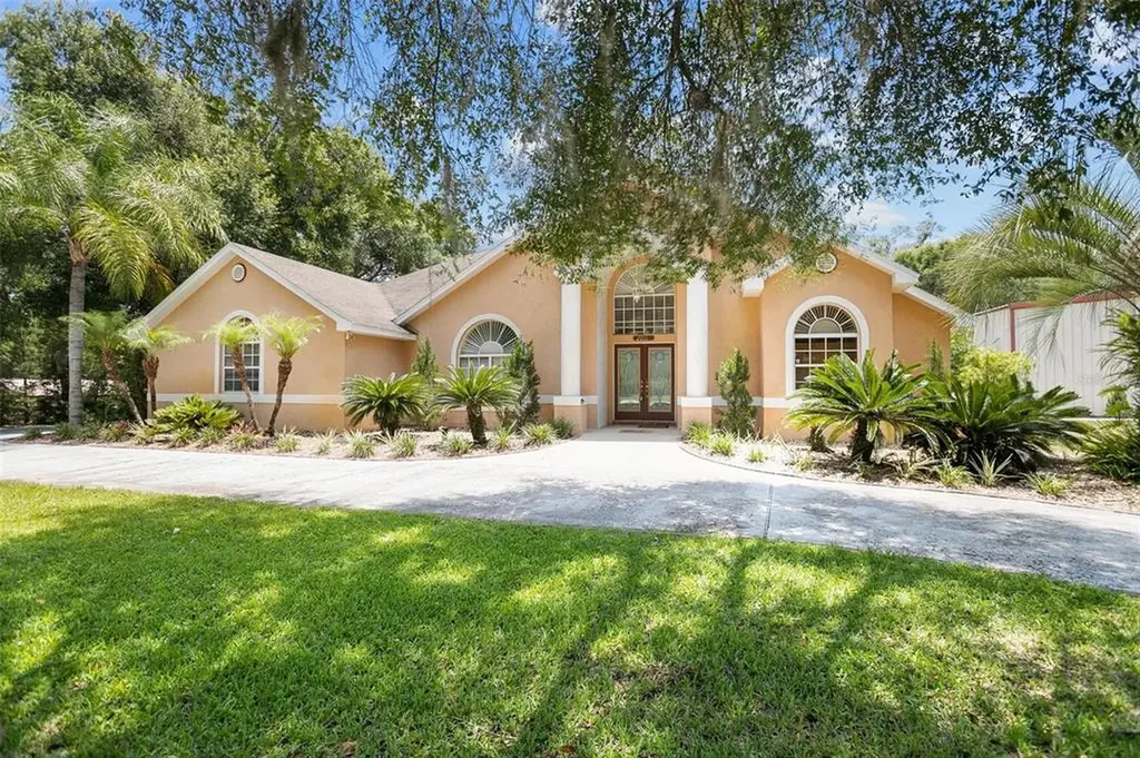 2001 Pine Court Deland FL 32720