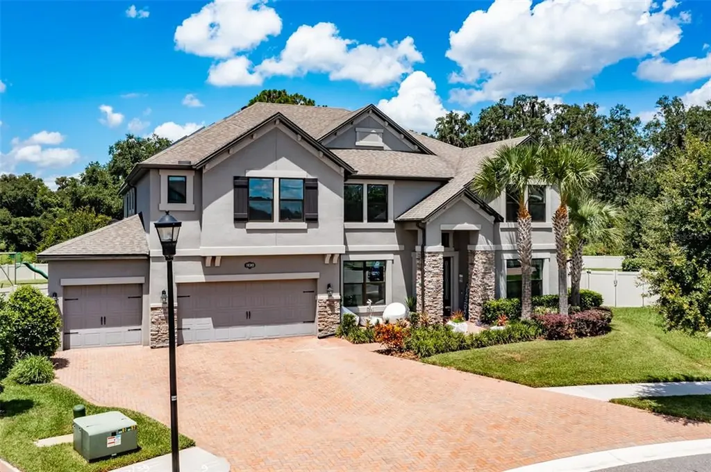 10303 Clover Pine Drive Tampa FL 33647