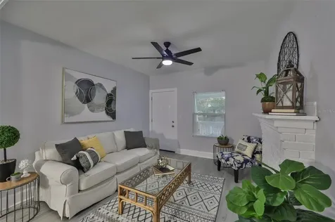 1256 12th Avenue S St Petersburg FL 33705
