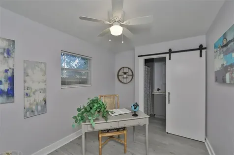 1256 12th Avenue S St Petersburg FL 33705