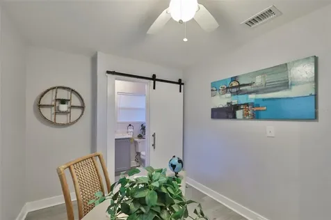 1256 12th Avenue S St Petersburg FL 33705