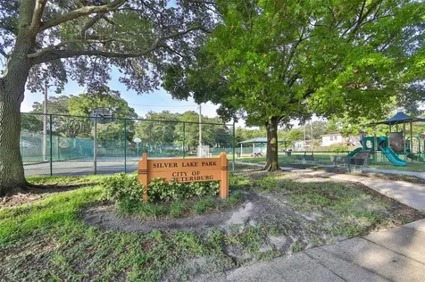 1256 12th Avenue S St Petersburg FL 33705