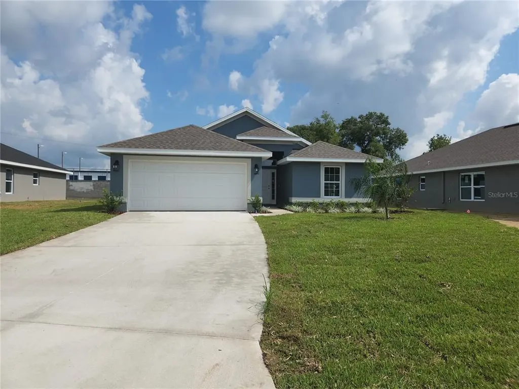 38143 Countryside Place Dade City FL 33525