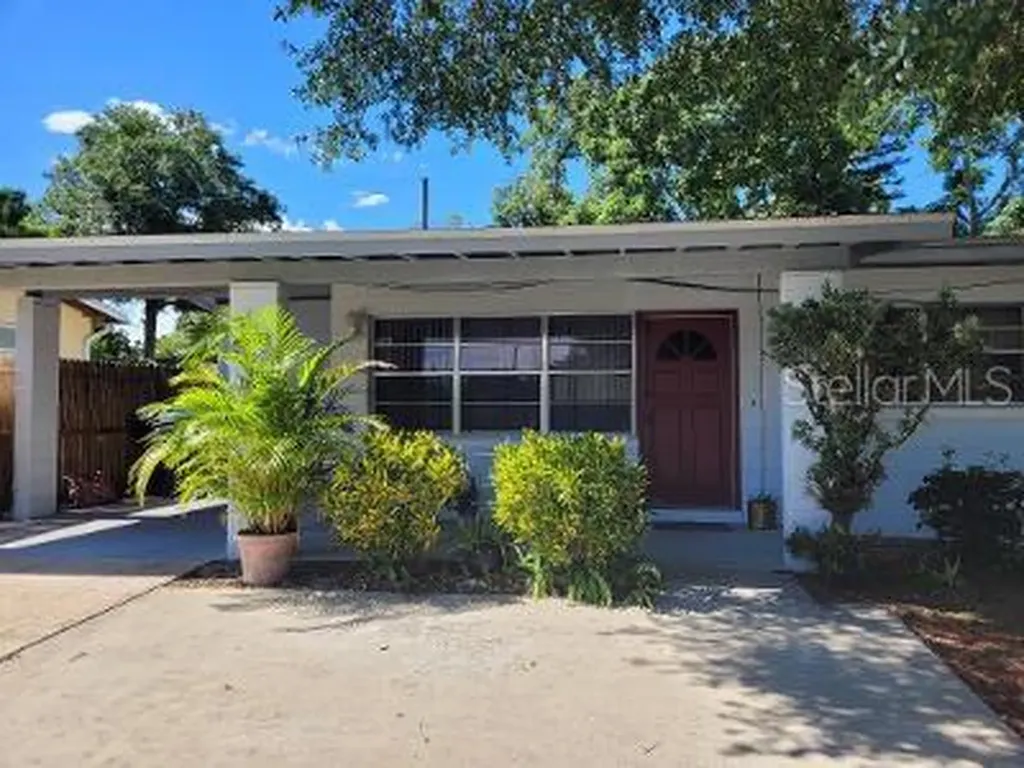 6037 W Ridgewood Avenue Orlando FL 32835