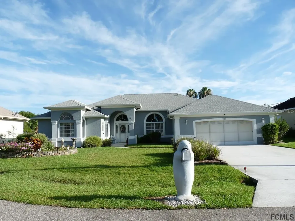 8 Crossgate Court W Palm Coast FL 32137