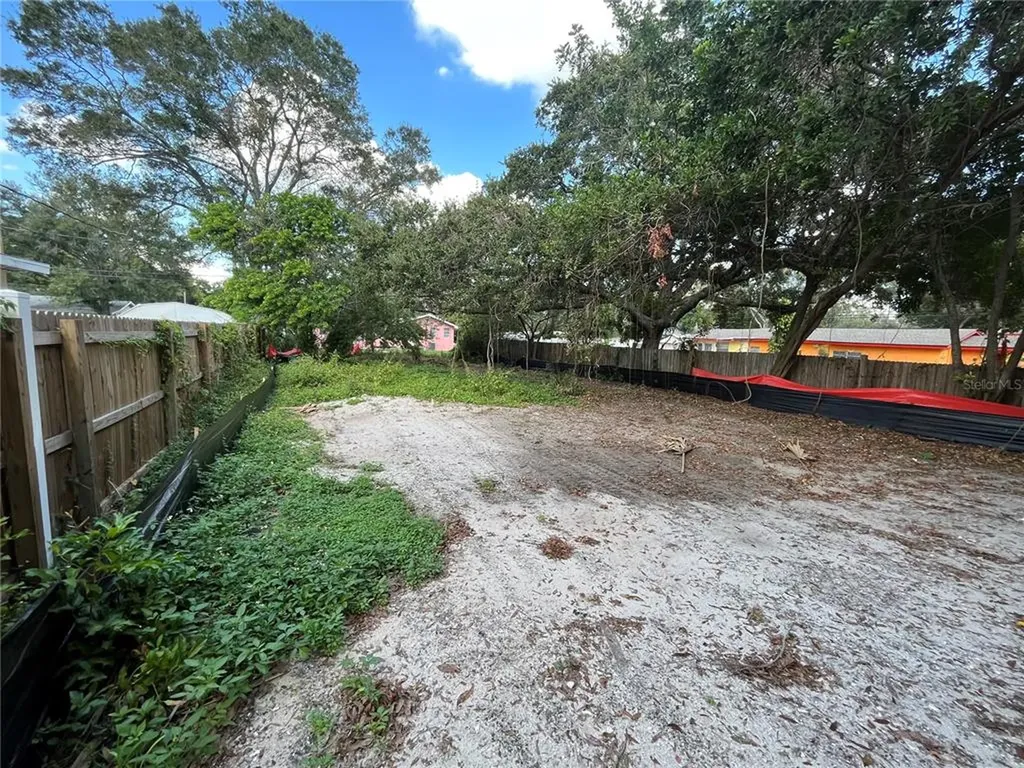 4319 43rd Avenue N St Petersburg FL 33714