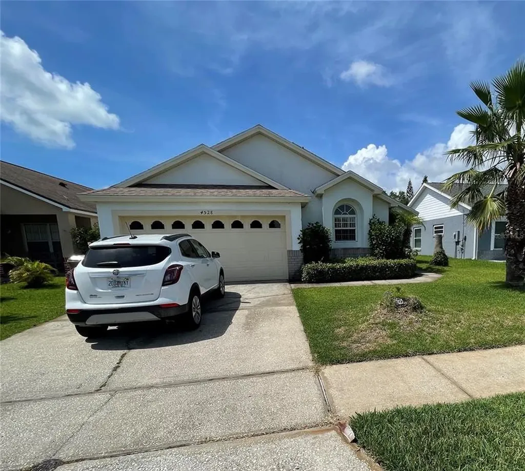 4528 Oakbrook Court Kissimmee FL 34746