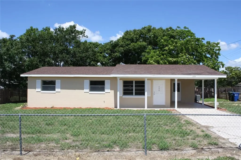 205 S Buena Vista Drive Lake Alfred FL 33850