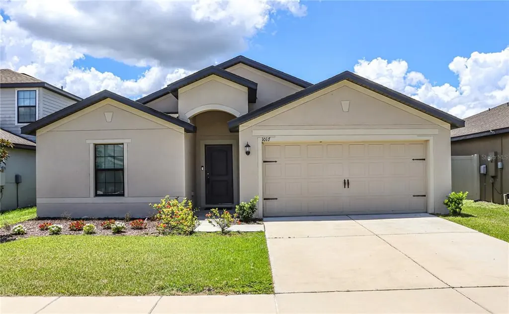 1017 Wynnmere Walk Avenue Ruskin FL 33570