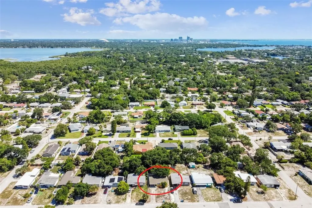 745 53rd Avenue S St Petersburg FL 33705