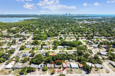 745 53rd Avenue S St Petersburg FL 33705