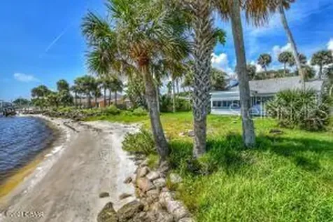 1901 S Palmetto Avenue South Daytona FL 32119