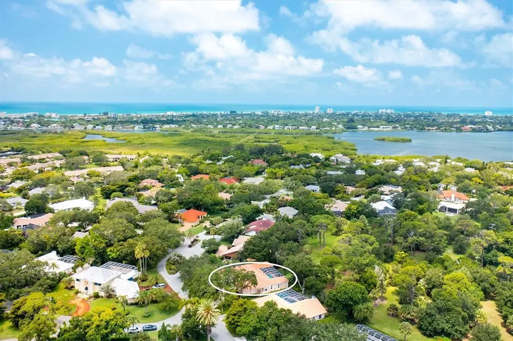 5110 Kestral Park Way S Sarasota FL 34231