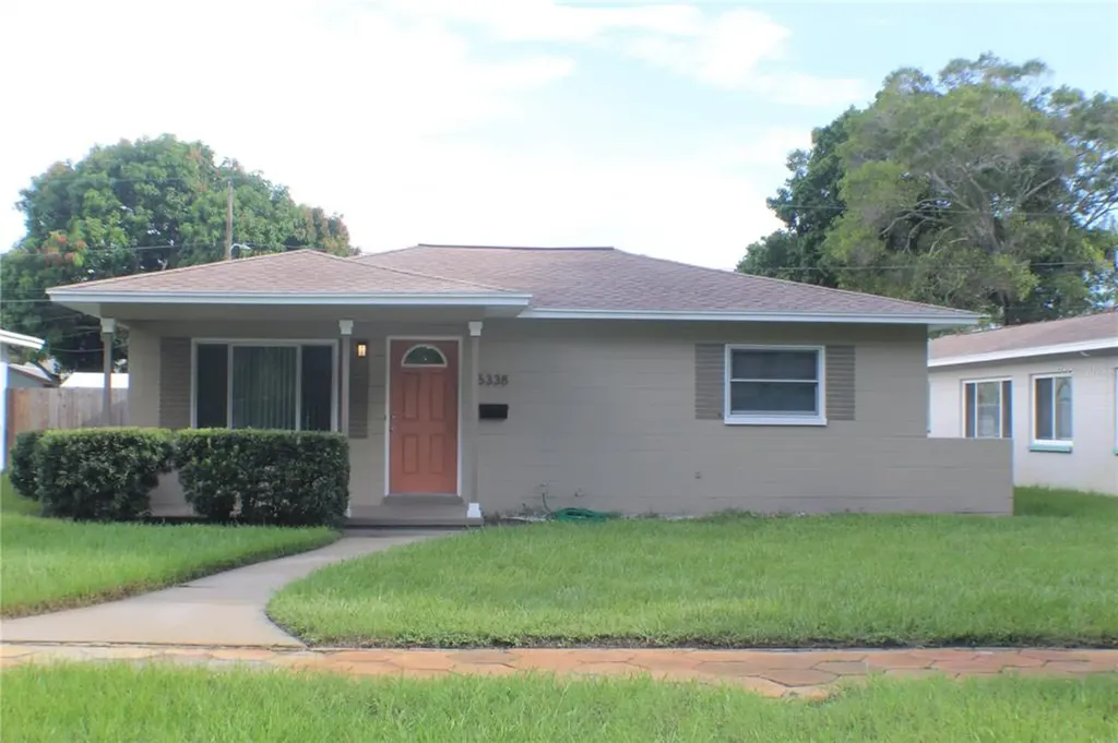 5338 Dartmouth Avenue N St Petersburg FL 33710