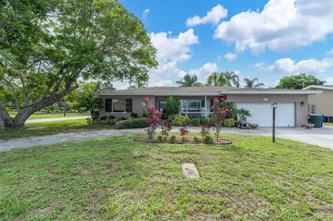 1571 Lakeside Drive Dunedin FL 34698