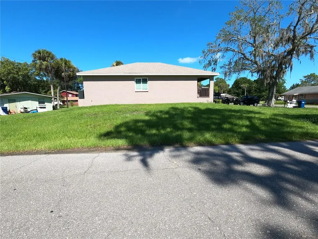 1511 71st Street E Palmetto FL 34221