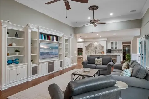 306 Windcliffe Court Oviedo FL 32765