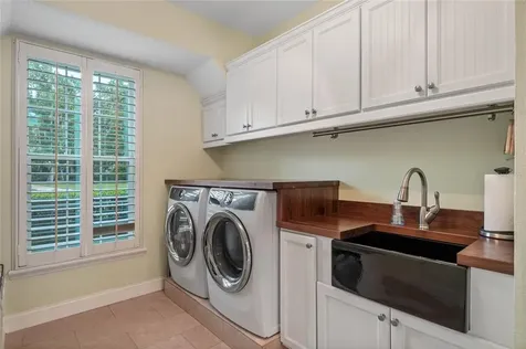 306 Windcliffe Court Oviedo FL 32765