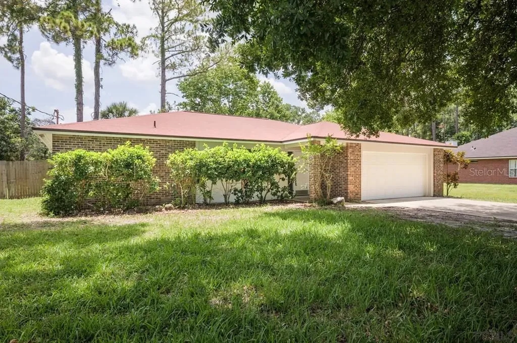32 Beaverdam Lane Palm Coast FL 32137