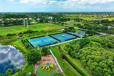 842 Cedar Harbour Court Bradenton FL 34212