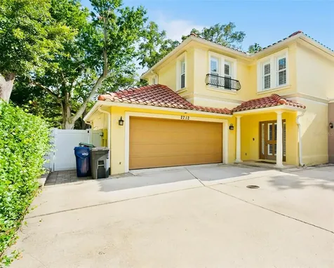 2712 W Price Avenue Tampa FL 33611